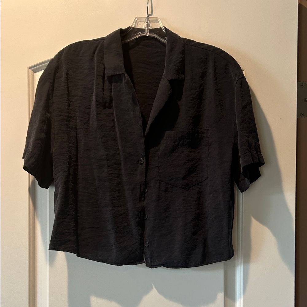 Zara Black Short Sleeve Button-Up Shirt